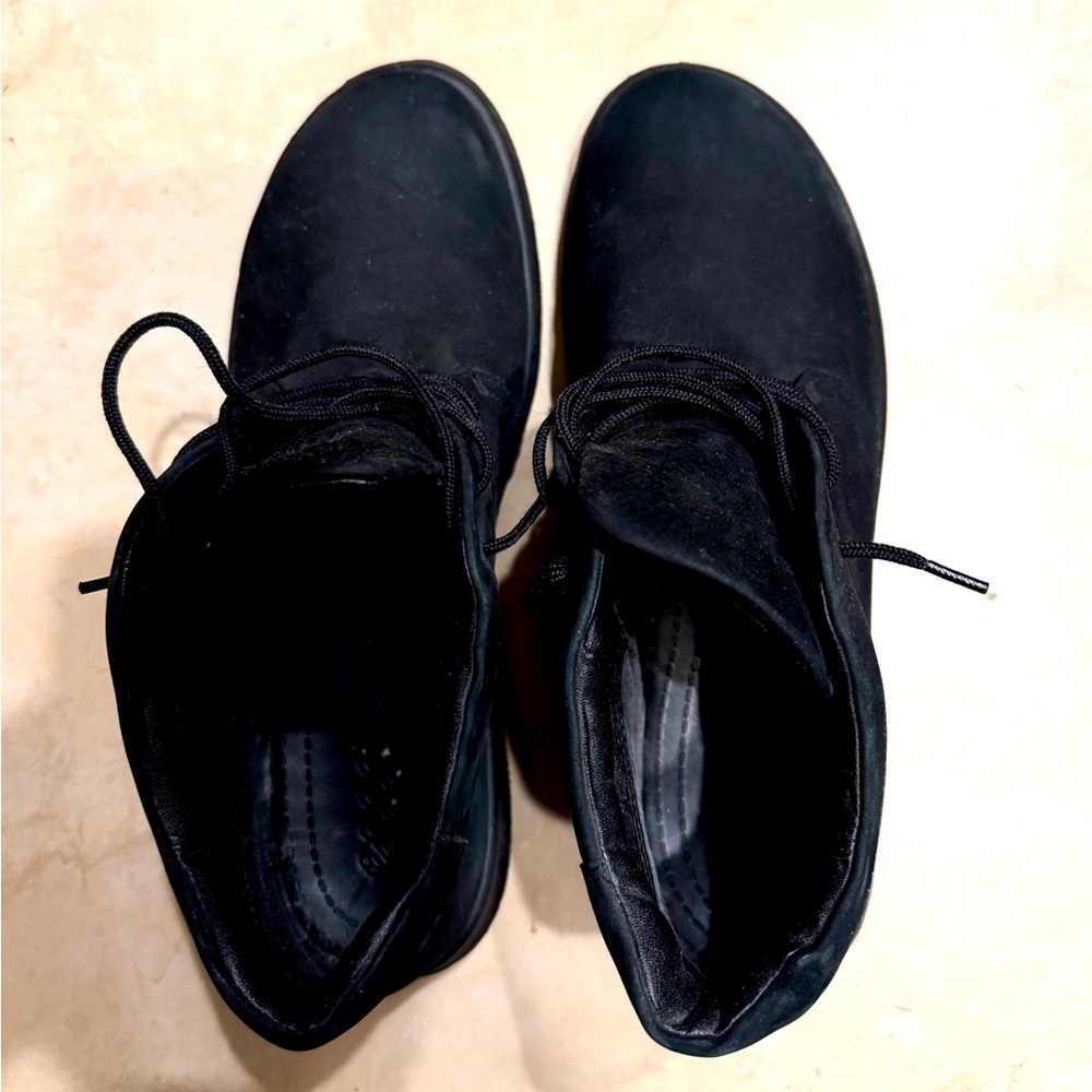 Elegant Black Lace-Up Women's Boots